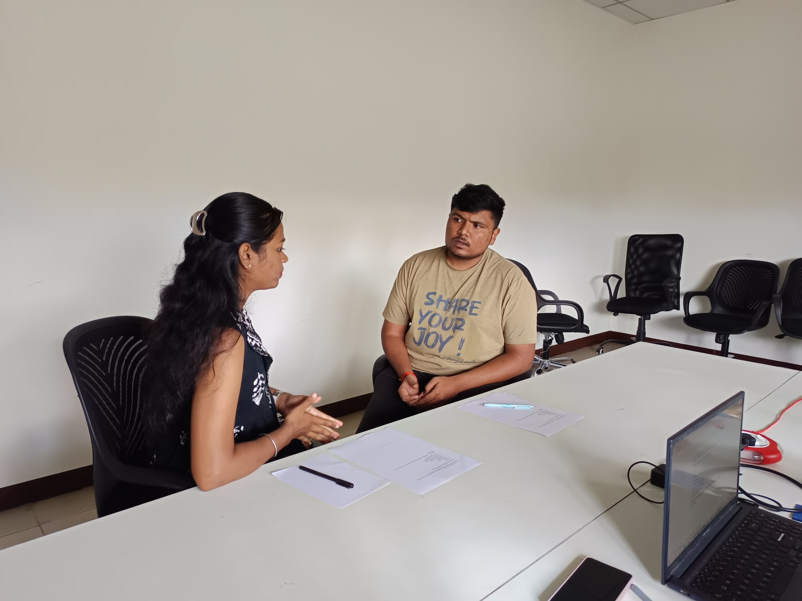 Students practising German conversation in Nashik